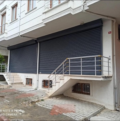 Bina köşe merdivenli dükkan sarmal kepenkleri