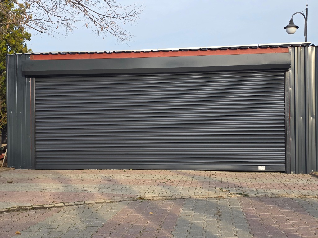 Sanayi hangar ve depo geniş otomatik kepenk montajı